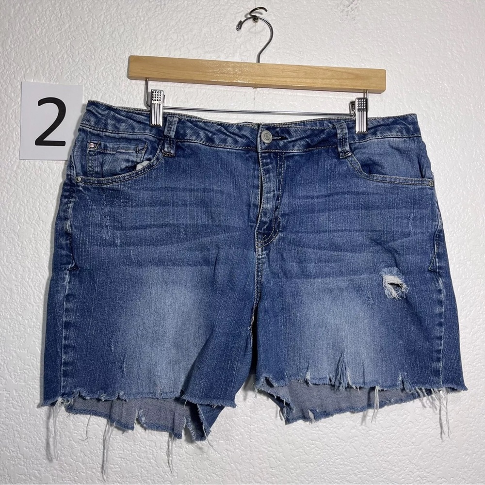Angels forever young 14 jean shorts Distressed Raw Hem Y2K Grunge Mid-R Cutoffs